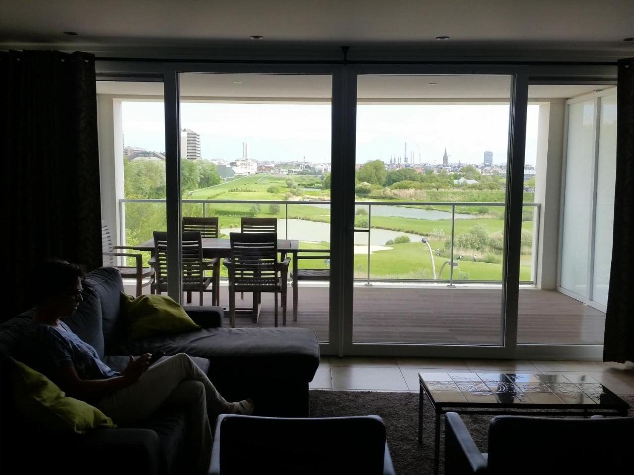 Infinity I, 0405 Ostend